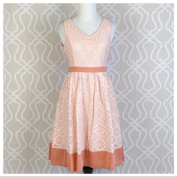 Marilyn Retro Blush Spring Dress - Picture 2 of 8